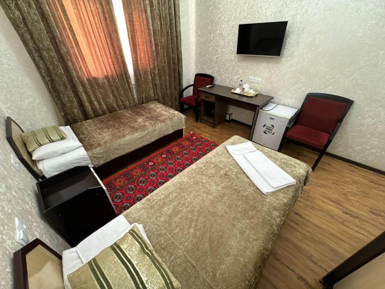 Ratmina Hotel Nukus Esterno foto